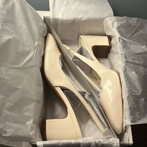 Women's Calvin Klein scarlet heels, size 8.5, new in box